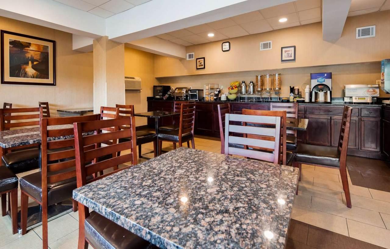 Best Western Fort Washington Inn מראה חיצוני תמונה