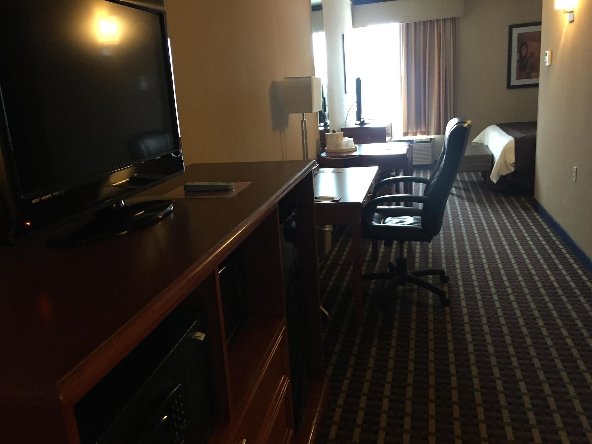 Best Western Fort Washington Inn מראה חיצוני תמונה